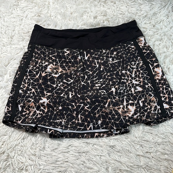 Lululemon Pace Rival Skirt II *4-way Stretch Sugar Crush Multi / Black - Picture 1 of 5